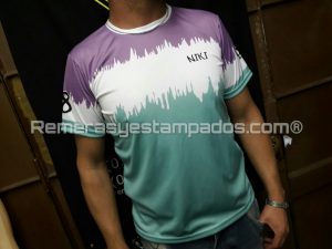 Frente Camiseta Sublimada entera Egresados degradee remerasyestampados.com