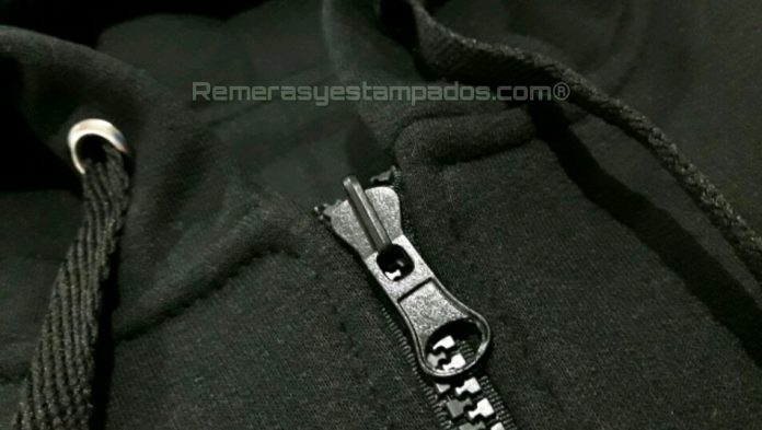 Campera Canguro Capucha de Frisa